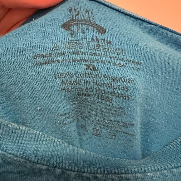 VNTG Space Jam Looney Toons Graphic Tee - Picture 4 of 4